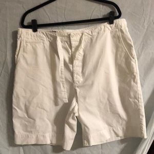 NEW White summer Polo shorts. Sz XL NWT